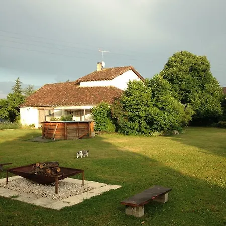 La Huppe Chambres D'hotes بيت ضيافة Castelsagrat